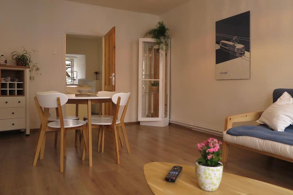 Hradcany Apartment With Green Energy Praha Eksteriør bilde